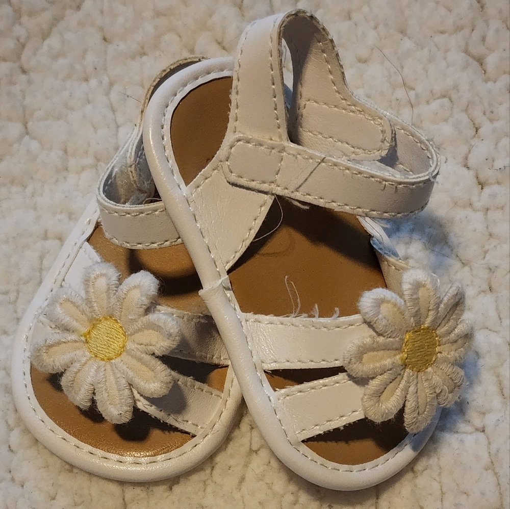 Gymboree baby sandals